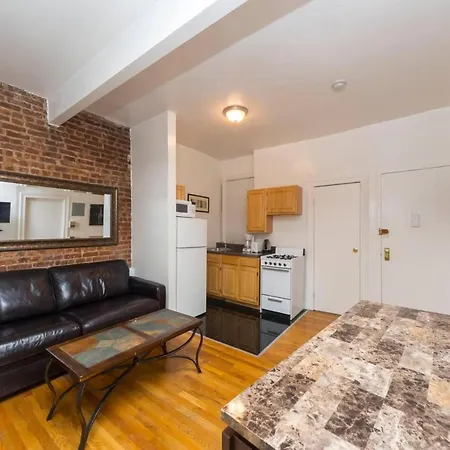 ホームステイ Renovated Flat ヘント
